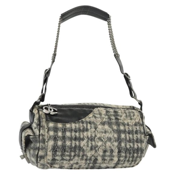 CHANEL Matelasse Chain Shoulder Bag Tweed White Silver CC Auth 139601 - Picture 1 of 16